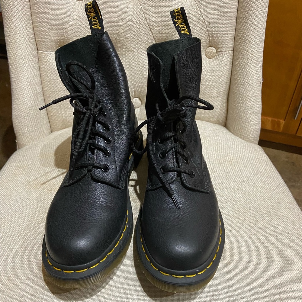 Doc Marten’s 1460 Pascal Boots